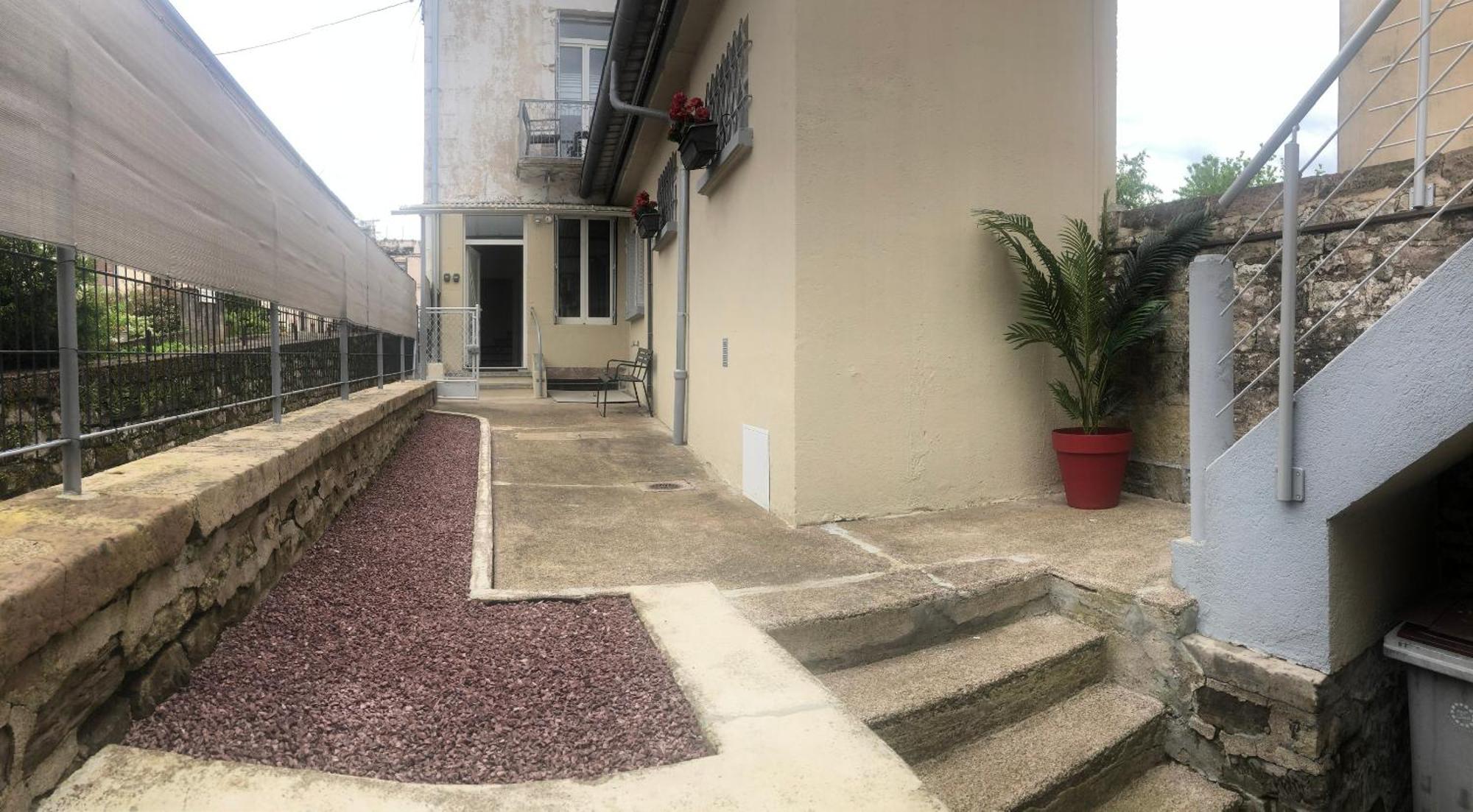Meubles Deco Fab - Plancha Leilighet Luxeuil-les-Bains Eksteriør bilde
