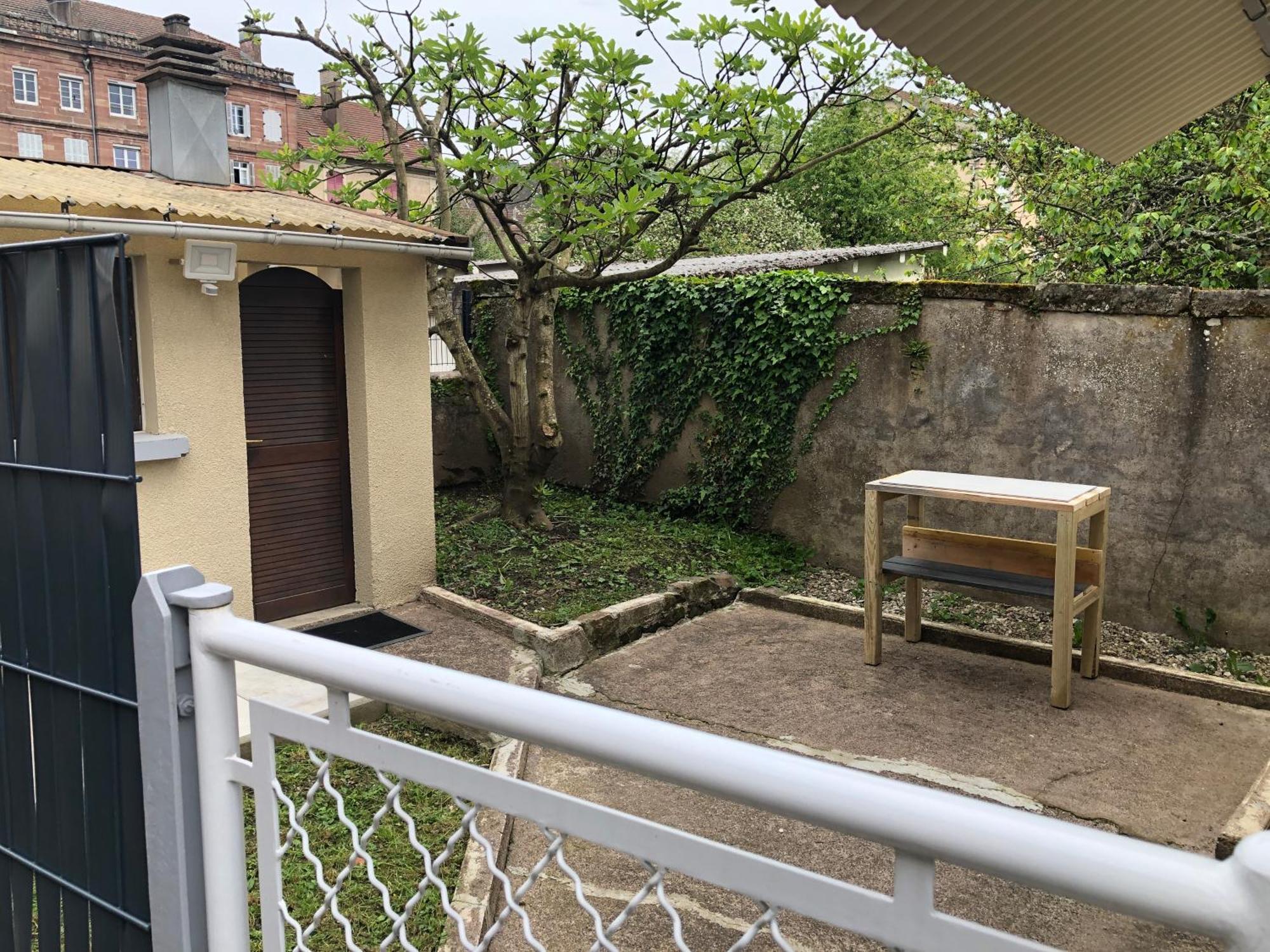 Meubles Deco Fab - Plancha Leilighet Luxeuil-les-Bains Eksteriør bilde