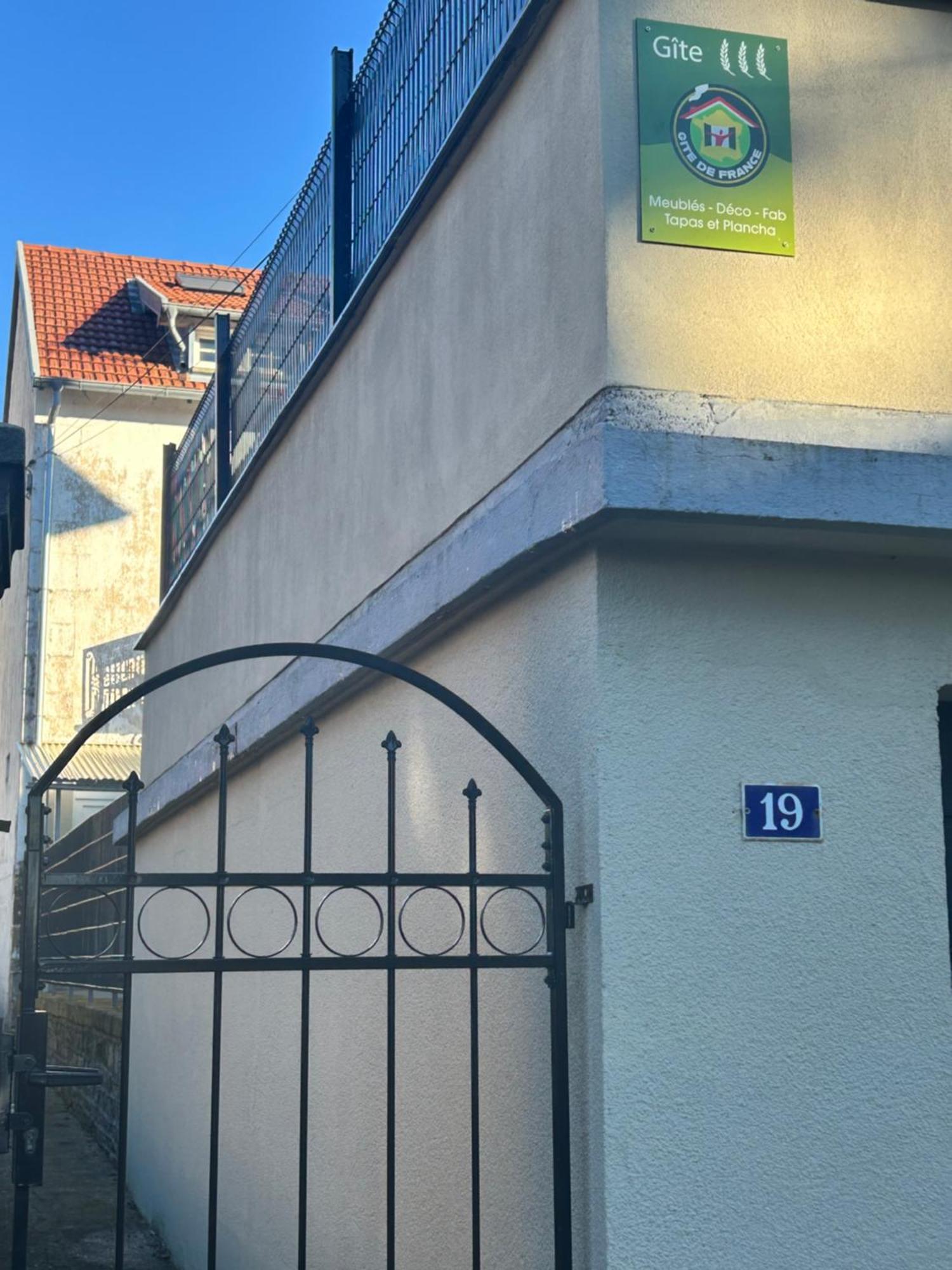 Meubles Deco Fab - Plancha Leilighet Luxeuil-les-Bains Eksteriør bilde